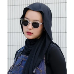 Kacamata Hitam Kotak YAMIKA 03 Unisex – Frame Tebal - Image 6
