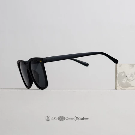 Kacamata Hitam Kotak Oversize NABAYA 05 Unisex - Image 2