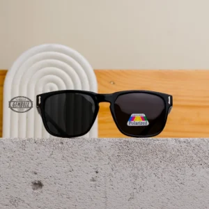 Kacamata Hitam Kotak SHIVA 04 Unisex
