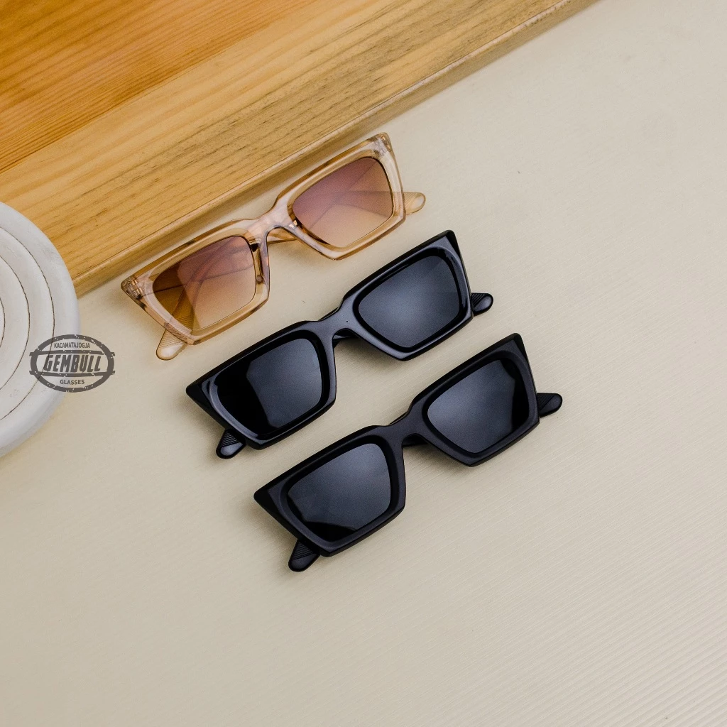 Kacamata Hitam Kotak ALINA 01 Unisex